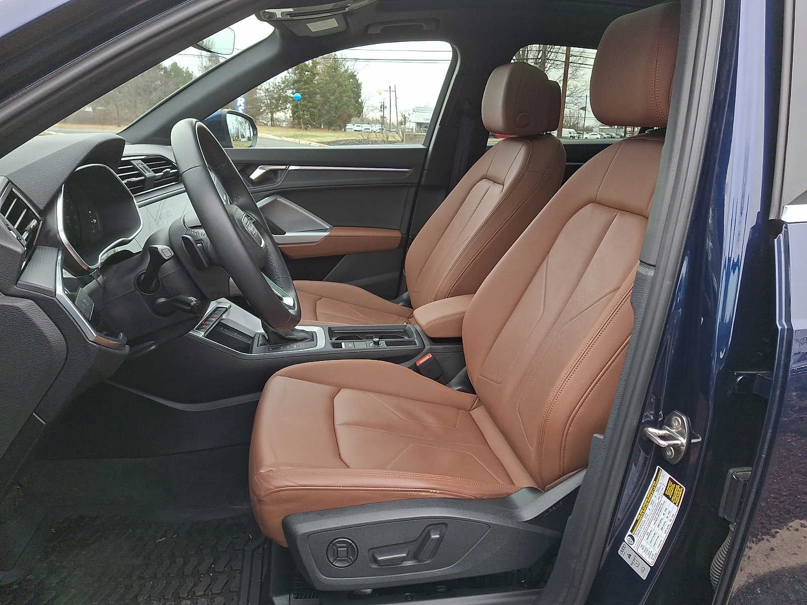 2022 Audi Q3 S line Premium Plus 45 TFSI quattro