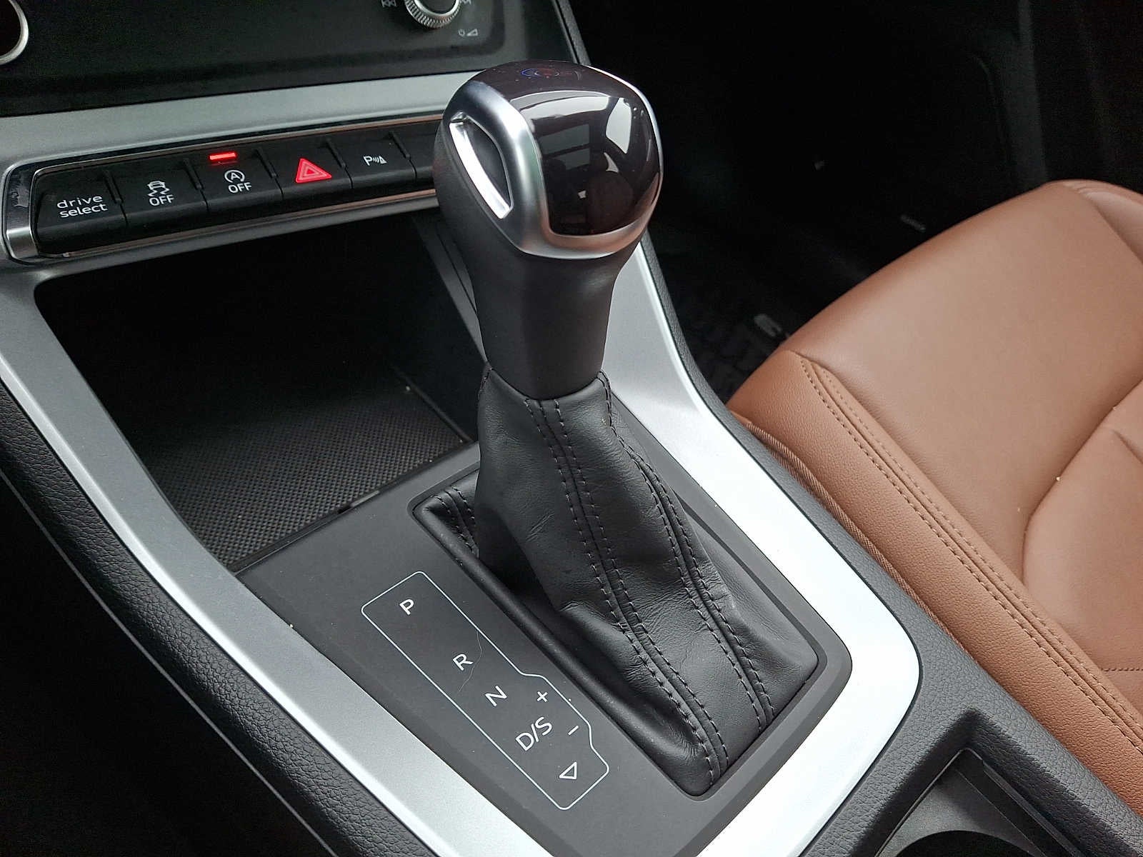 2022 Audi Q3 S line Premium Plus 45 TFSI quattro