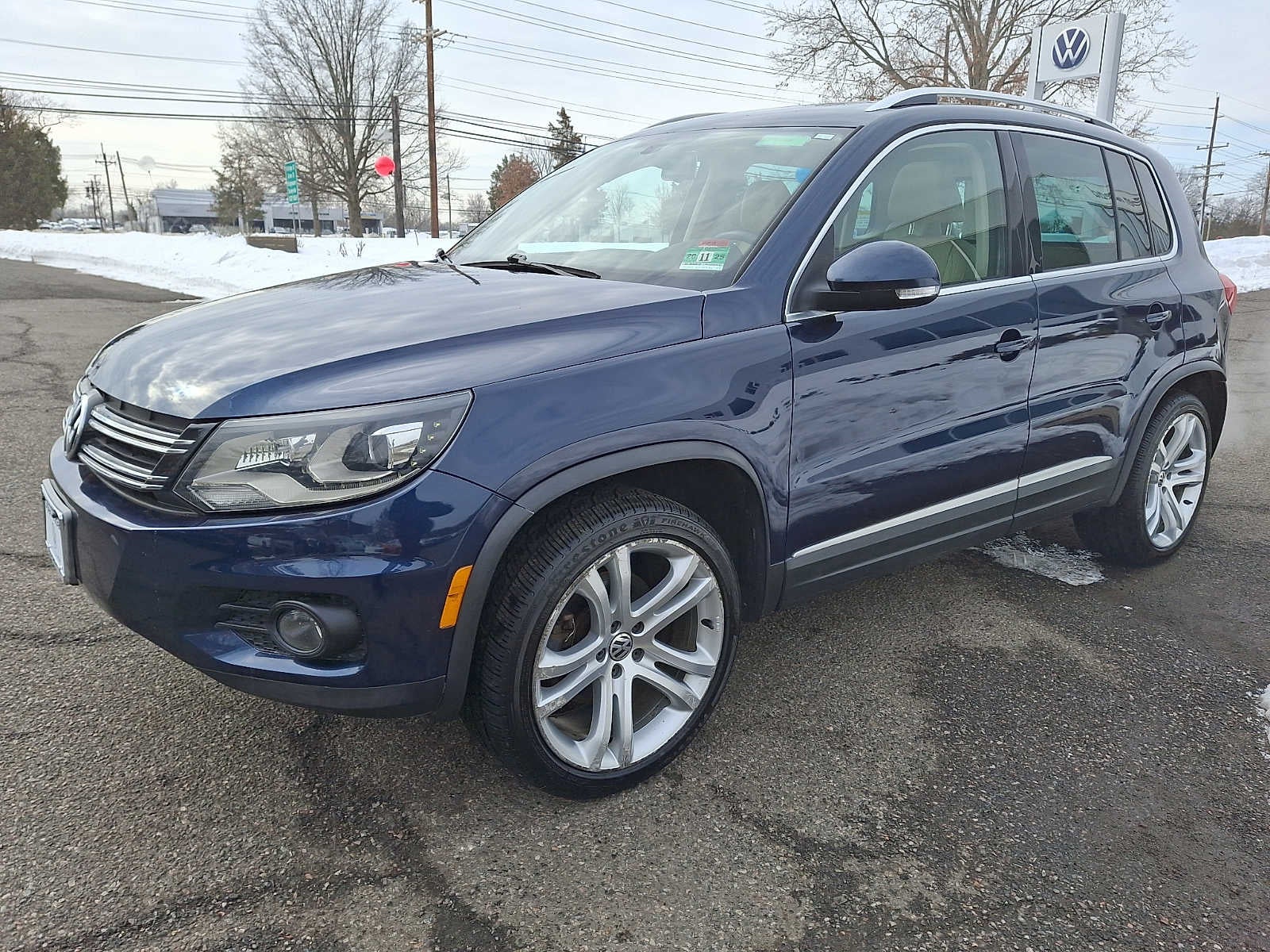2012 Volkswagen Tiguan 4WD 4dr Auto SEL