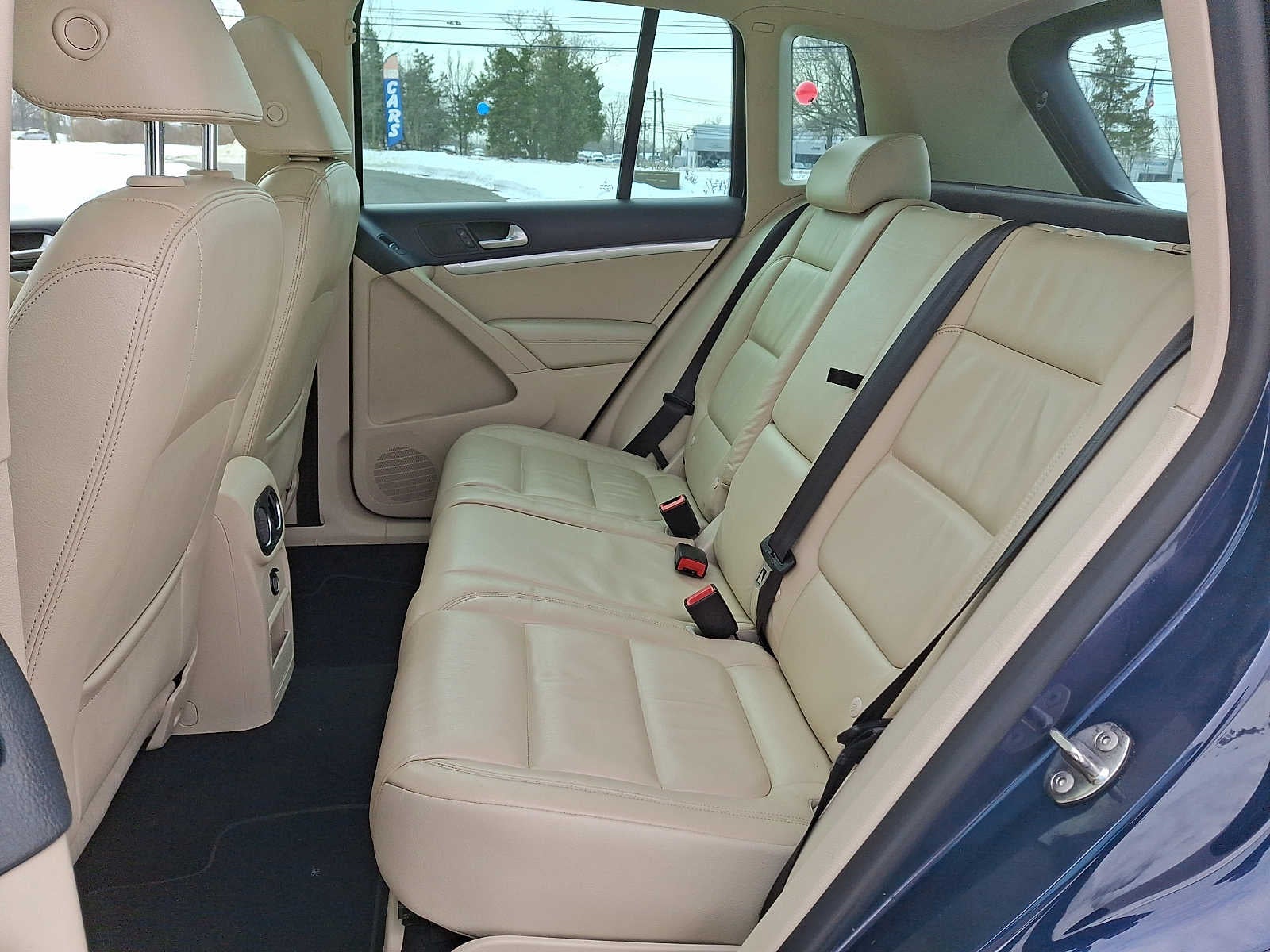 2012 Volkswagen Tiguan 4WD 4dr Auto SEL