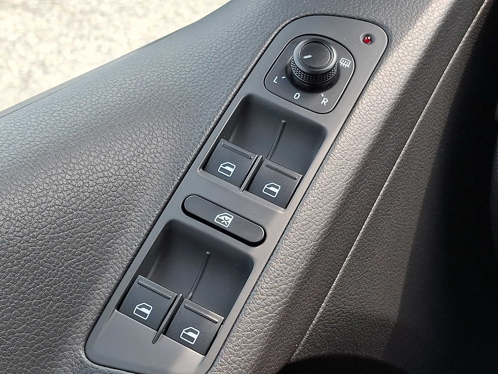 2017 Volkswagen Tiguan 2.0T S 4MOTION