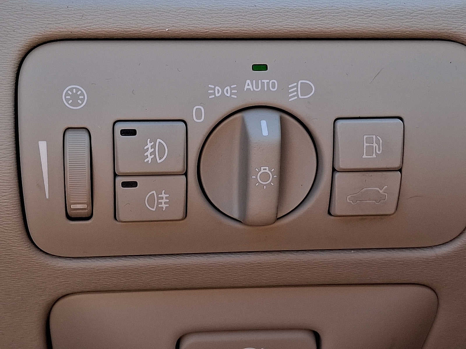 2013 Volvo S80 4dr Sdn 3.2L Platinum w/Moonroof