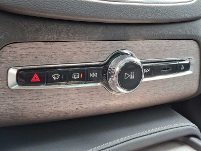 2023 Volvo XC90 B6 AWD Ultimate 7P