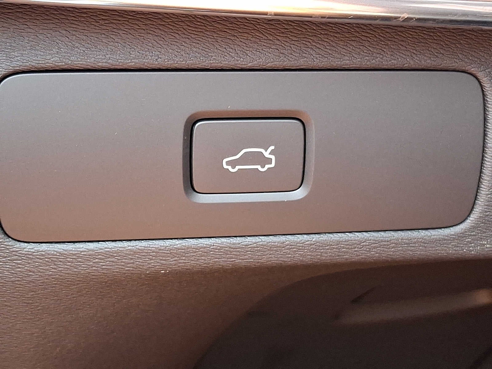 2023 Volvo XC90 B6 AWD Ultimate 7P