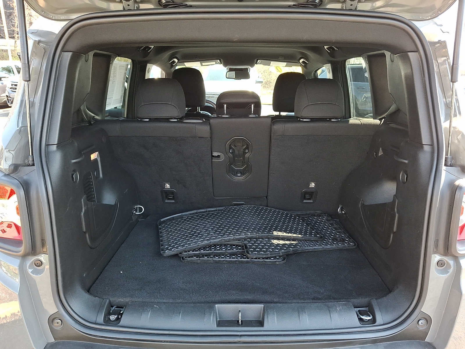 2022 Jeep Renegade Altitude 4x4